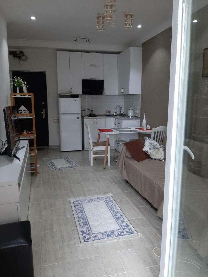 Batumi-Cozy Apartment Exterior photo